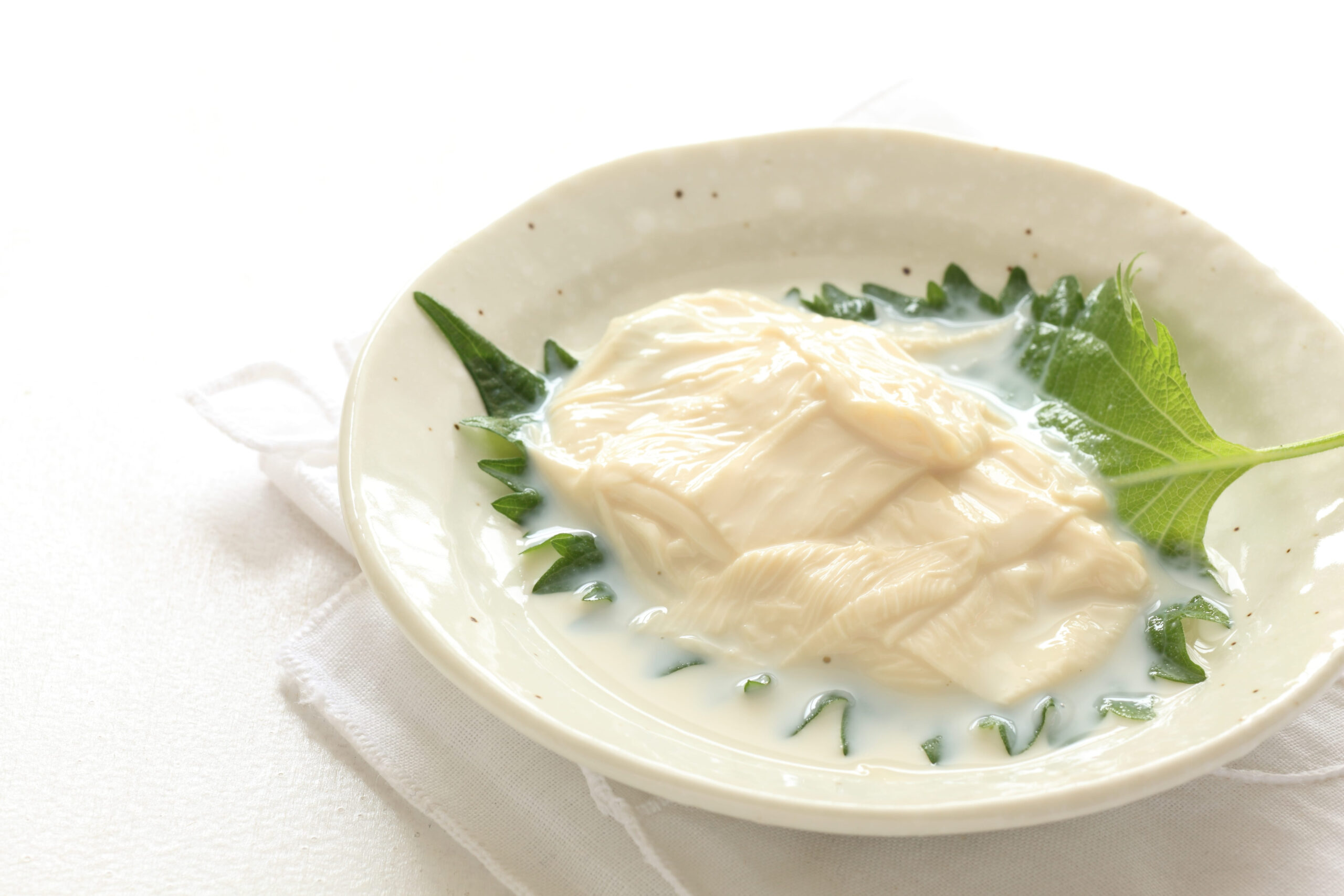 心斎橋のホワイトニング専門歯科医院のホワイトニング後に「白い食べ物」だけを選ぶ必要はある？
